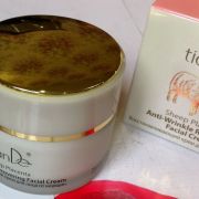 Регенериращ крем против бръчки Sheep Placenta