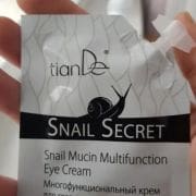 Многофункционален крем за очи със секрет от охлюви Snail Secret